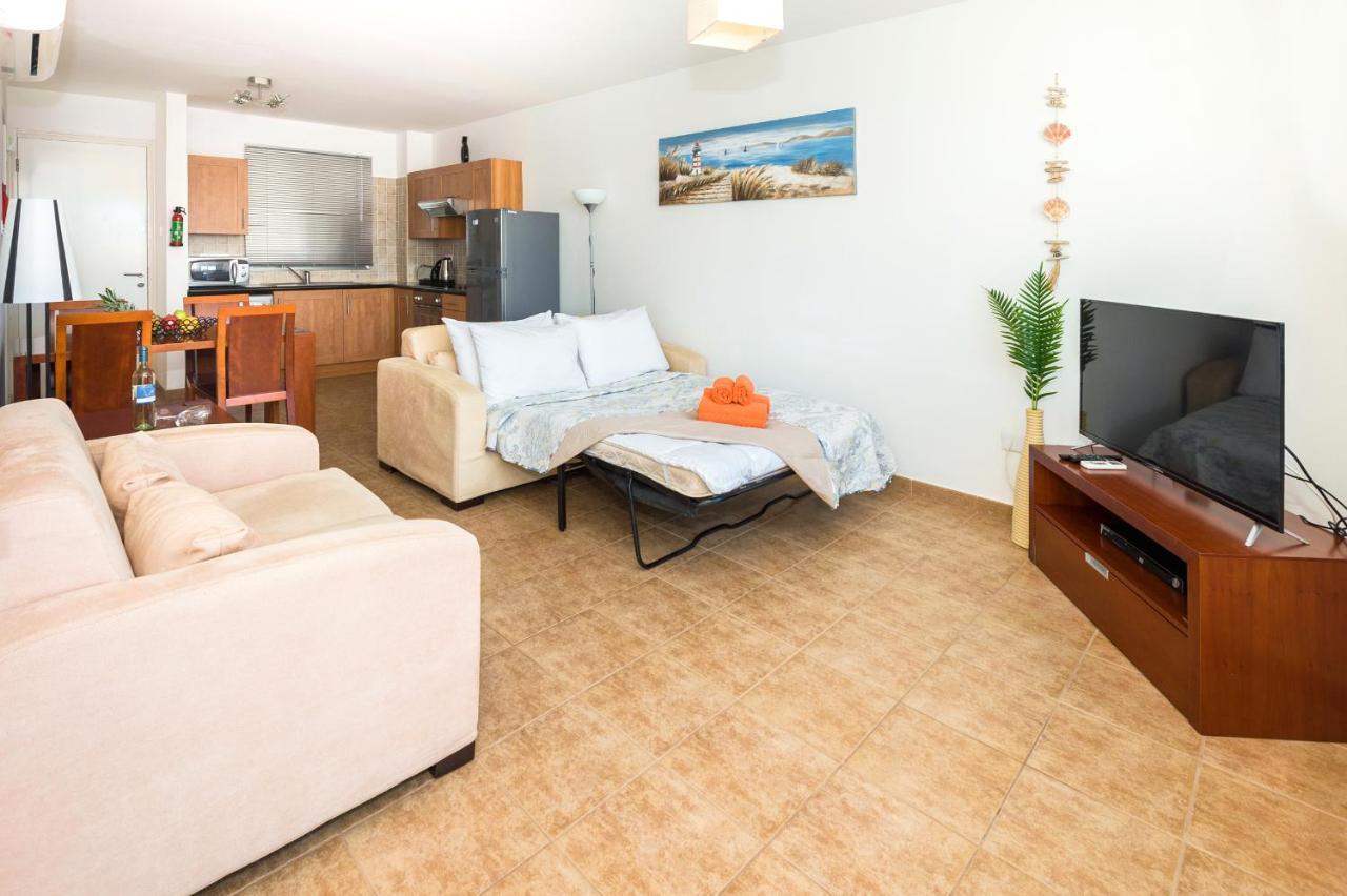 Seabreeze Apartment 200M Away From The Sea パラリムニ エクステリア 写真