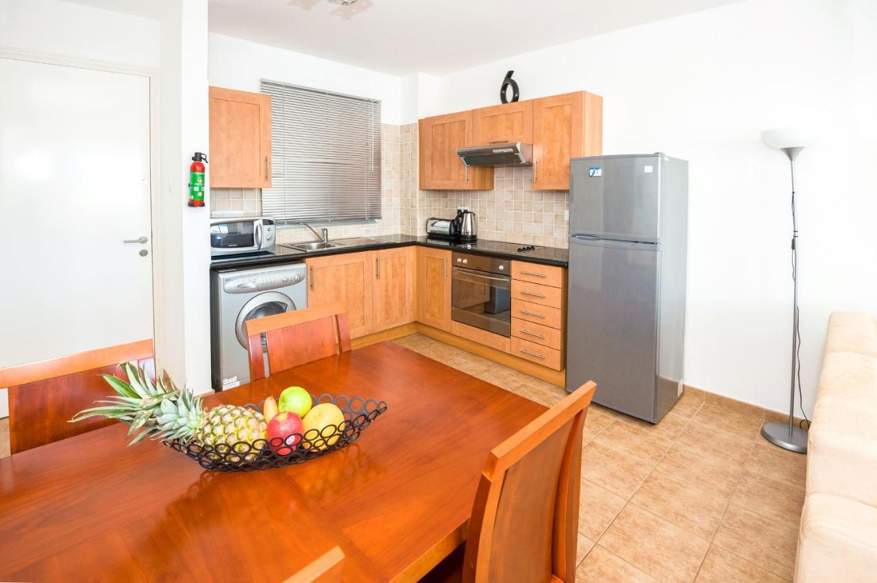 Seabreeze Apartment 200M Away From The Sea パラリムニ エクステリア 写真